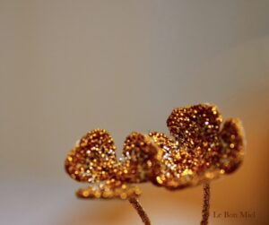 クローバーの刺繍