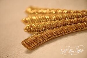 Le Bon Miel goldwork