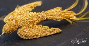 Le Bon Miel gold bird